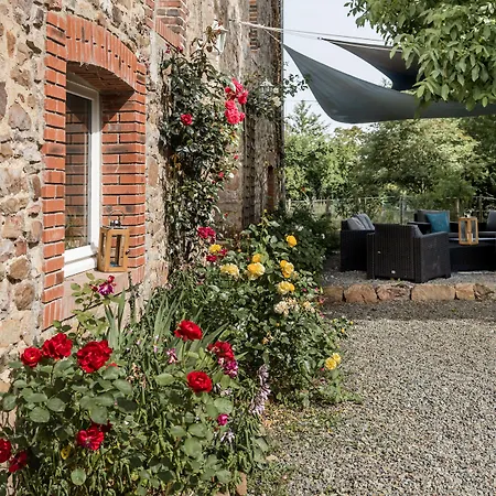 Le Moulin Des Forges Sainte-Suzanne (Mayenne)